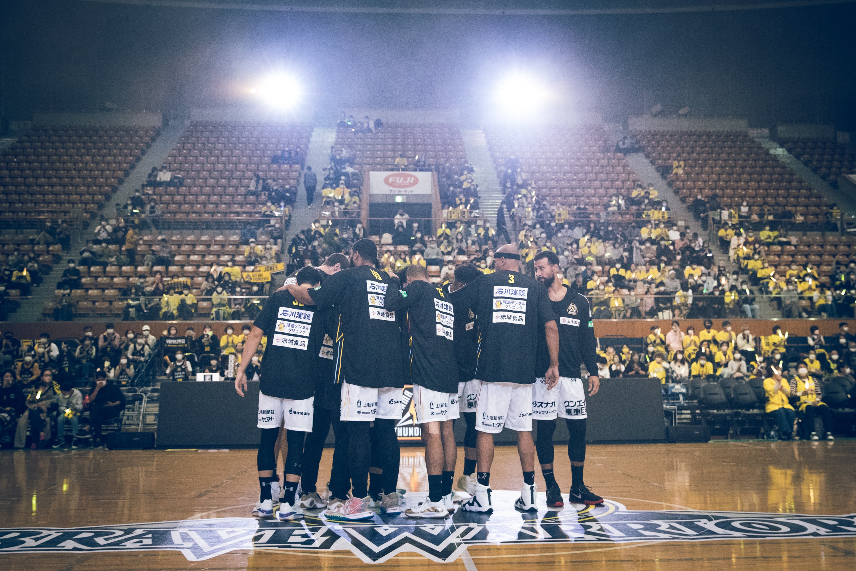 レイズQ5　その１　赤い稲妻 10/19 赤羽ReNY alpha：SHAZNA Presents 『 歌姫降臨 -Beautiful