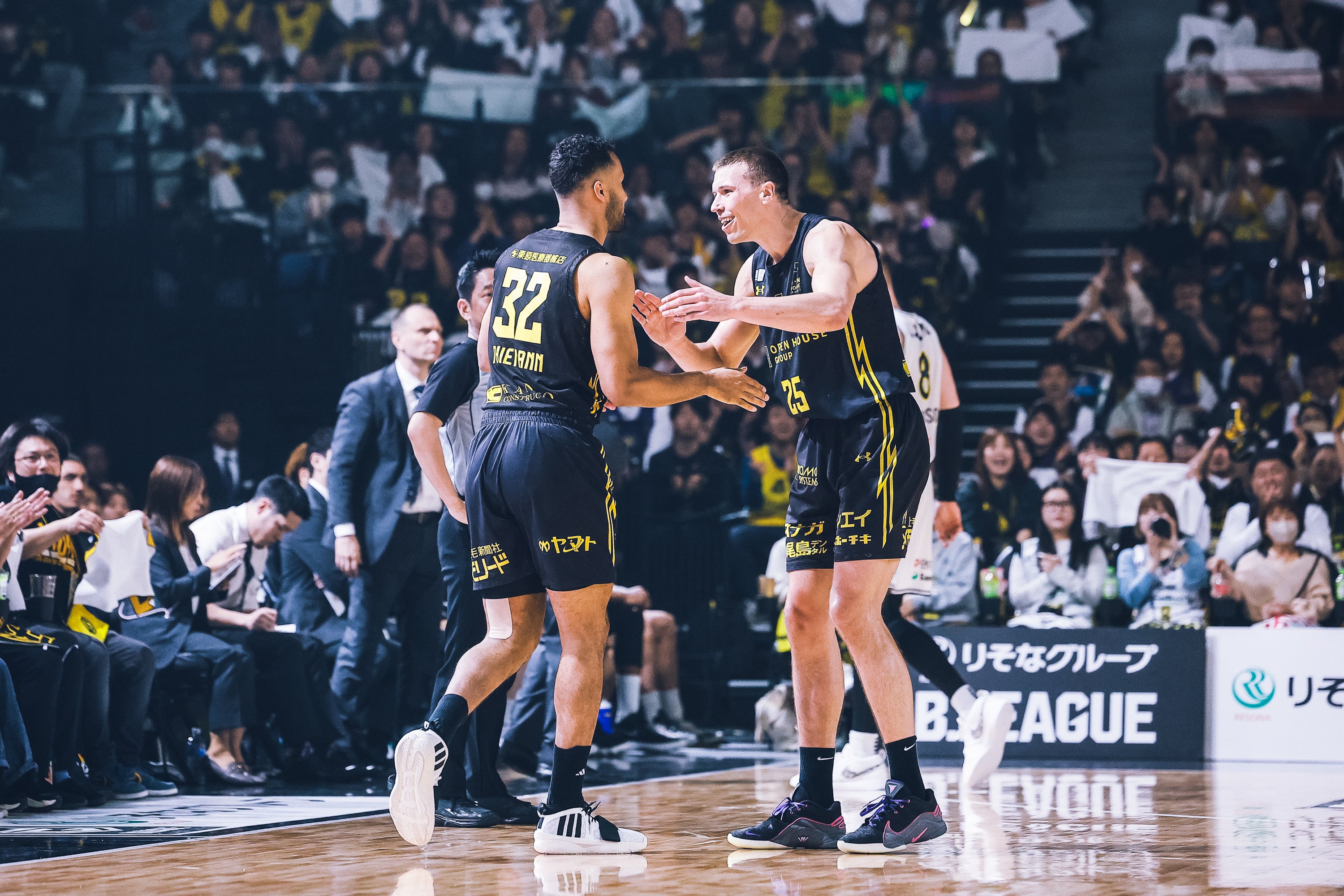 群馬クレインサンダーズ SR当たり 両面タオル ヨハネス ティーマン 32